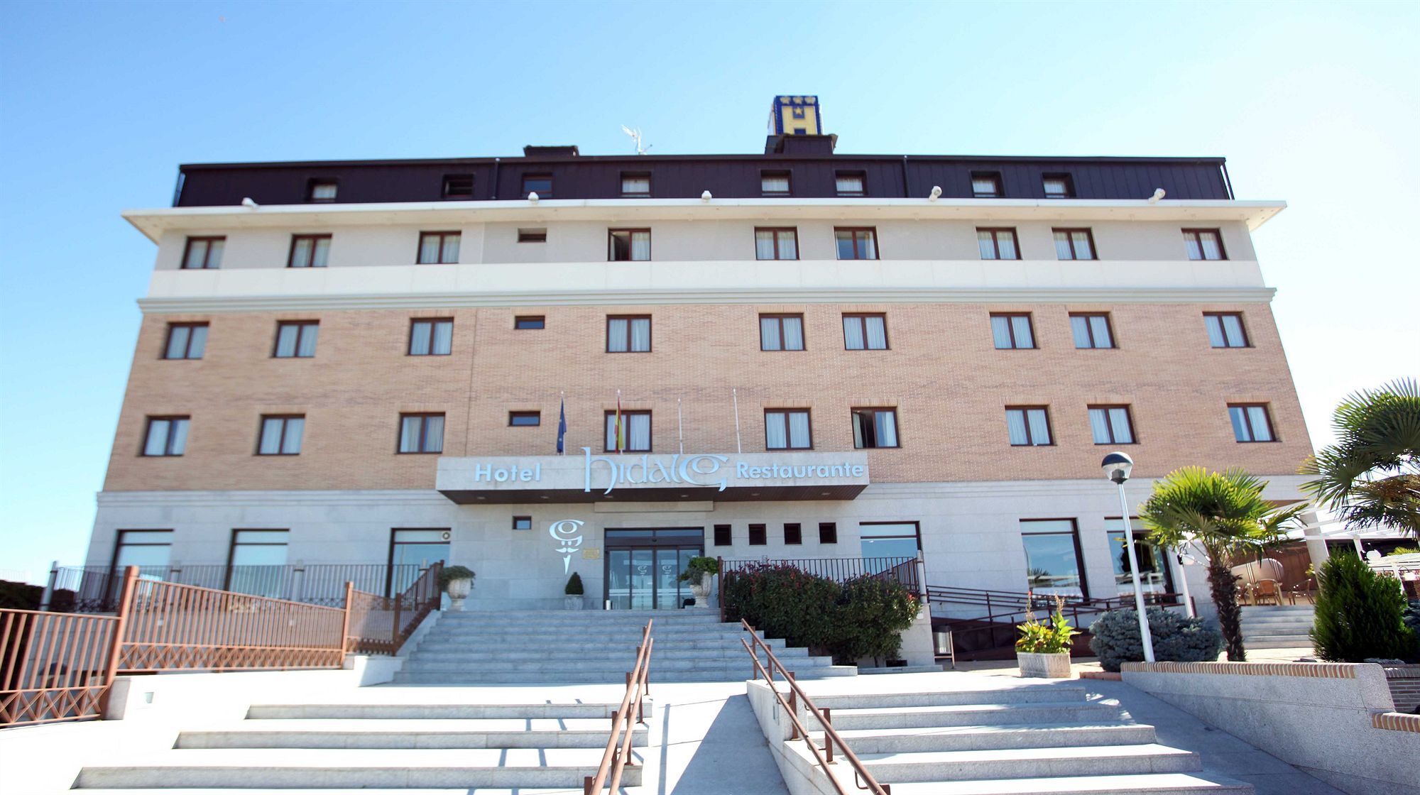 Hotel Hidalgo Esquivias Exterior photo