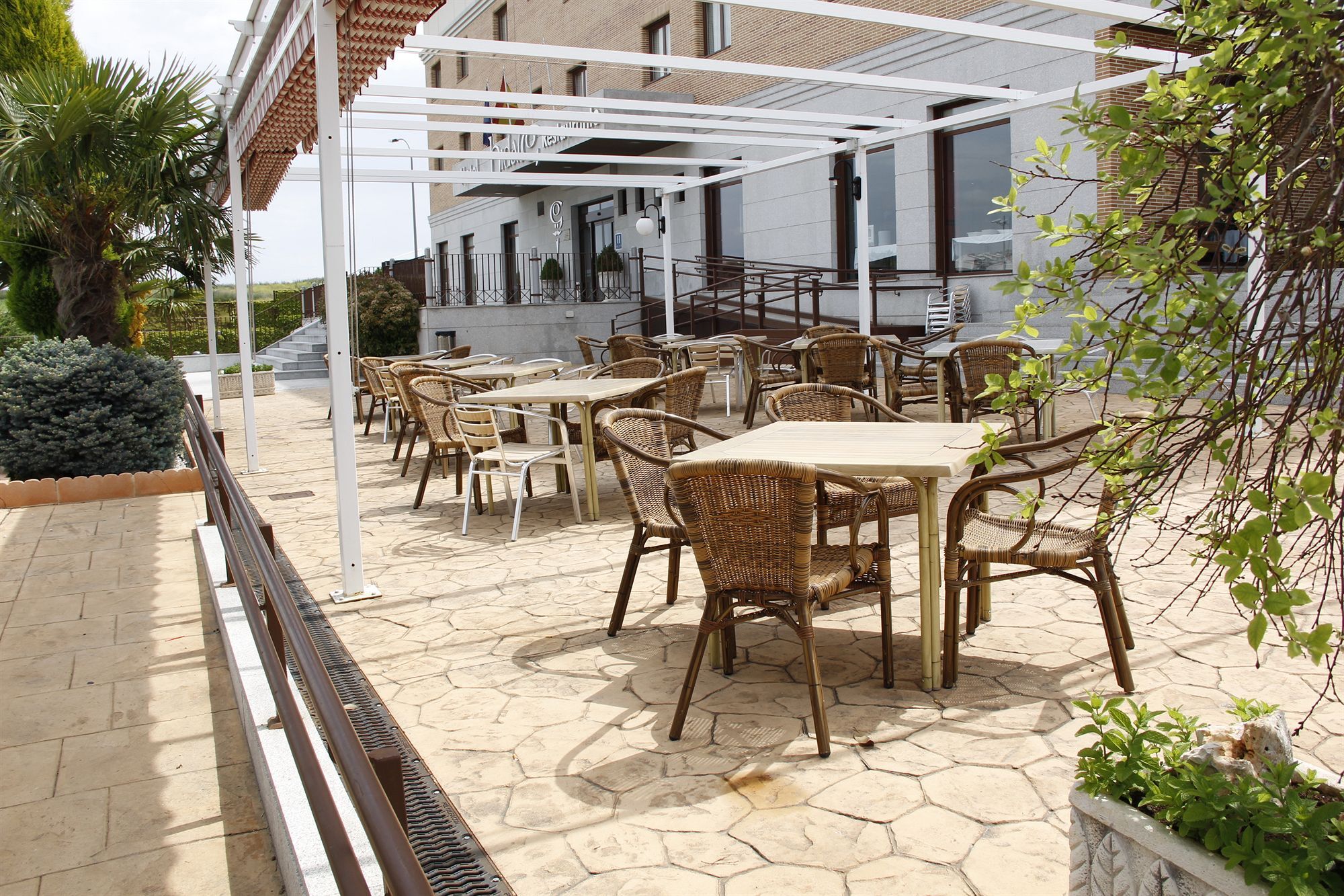 Hotel Hidalgo Esquivias Exterior photo